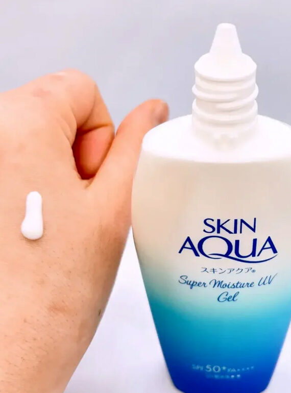 Skin Aqua UV Super Moisture Gel Sunscreen